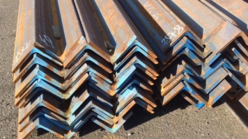 Что надо знать,при покупке угла стального горячекатаного.