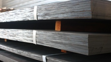 Акция ! Лист стальной горячекатаный 4 мм,раскрой 1500х6000.мм.