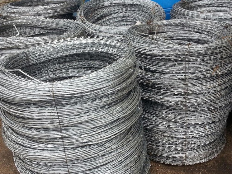 Проволока колючая Егоза.Новое поступление на склад в Краснодаре.