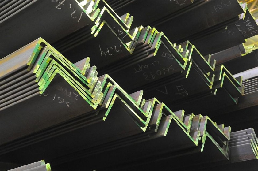 ЧМК освоил производство дефицитного профиля Z-310 для вагоностроения в январе 2018 года